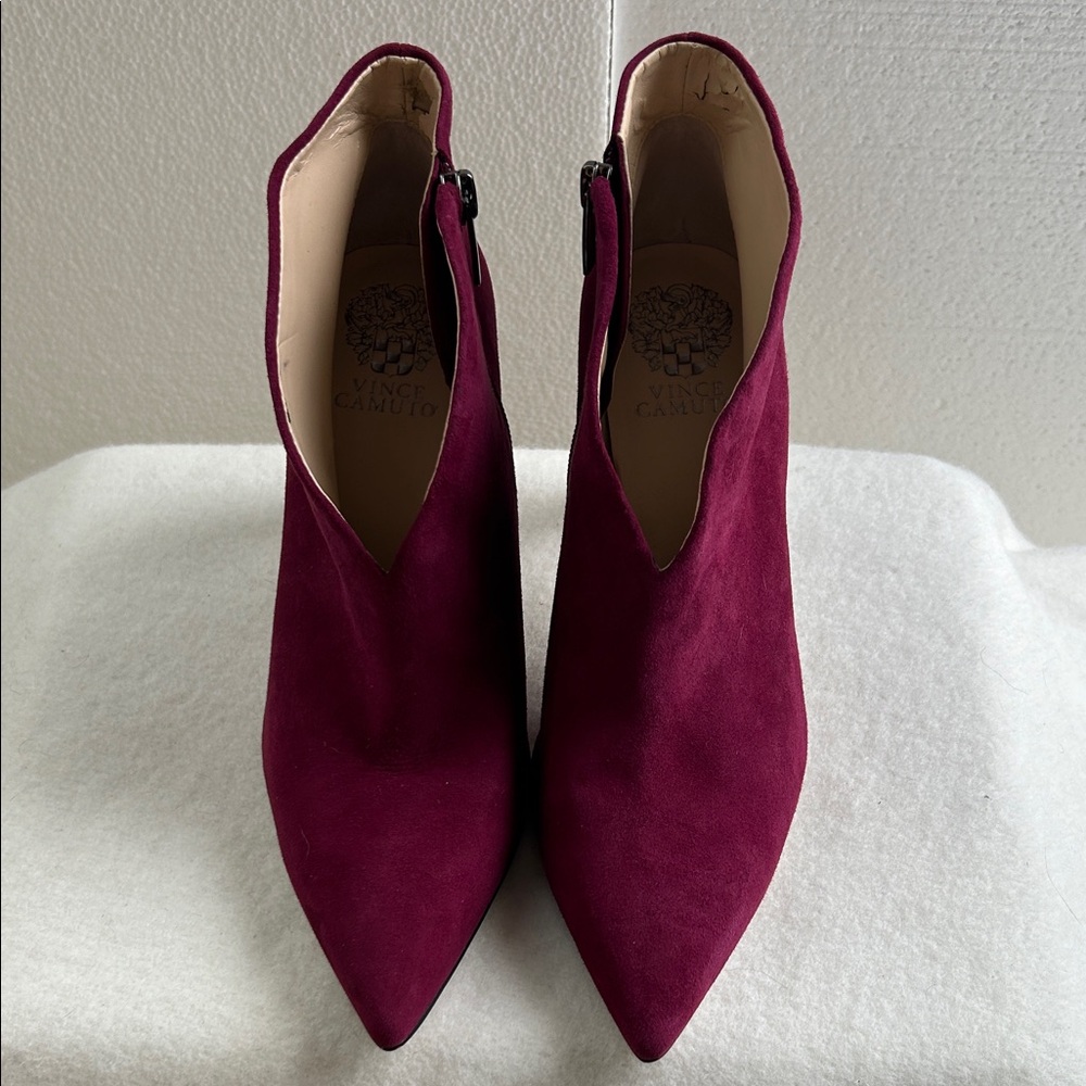 NWOB Vince Camuto Women's Suede Plum Ankle Booties‎ - Picture 3 of 9